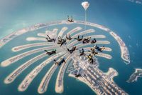&copy; Skydive Dubai